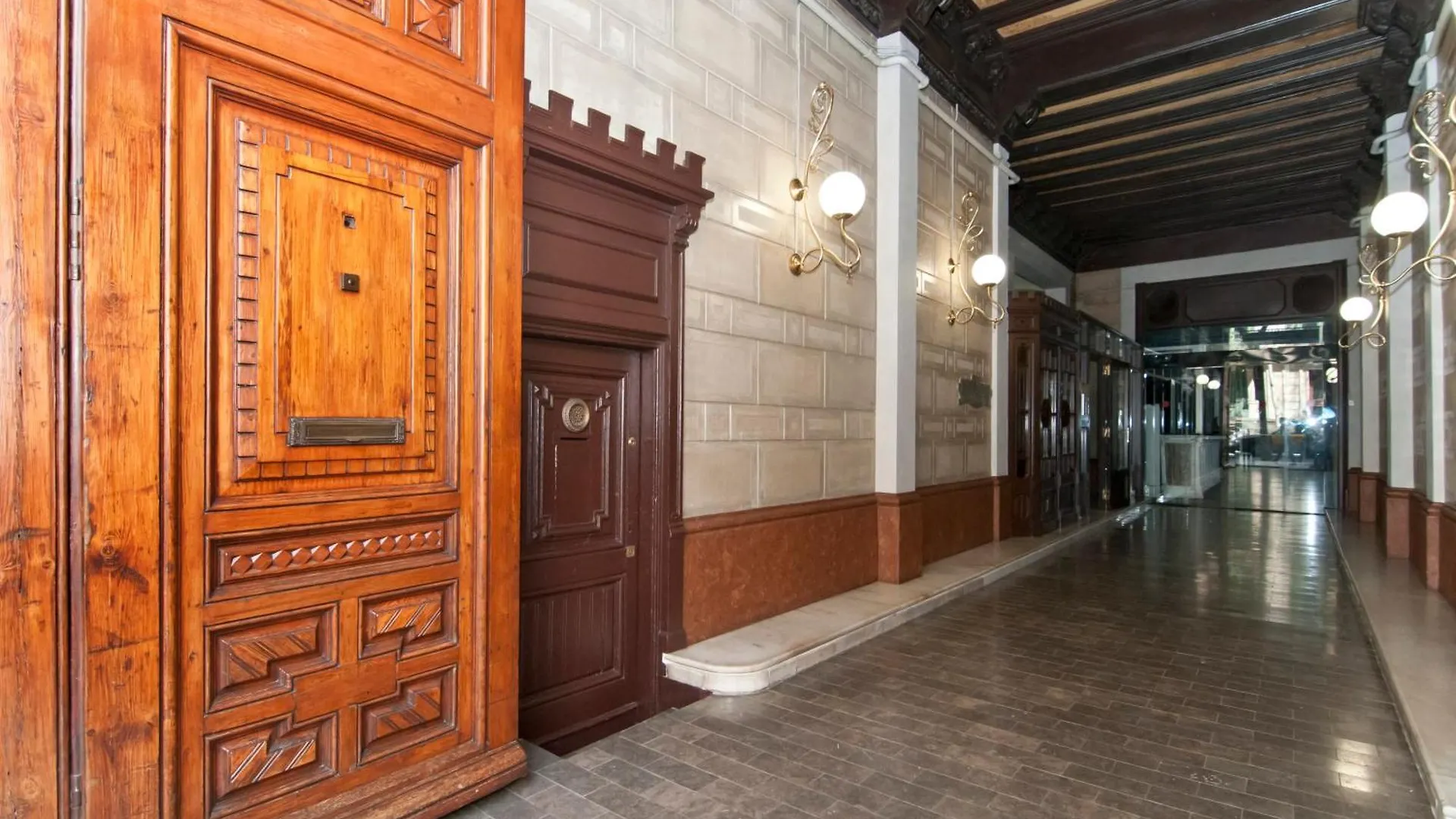 New Flat In The Center-Eixample Passeig De Gracia Apartment Barcelona Spain