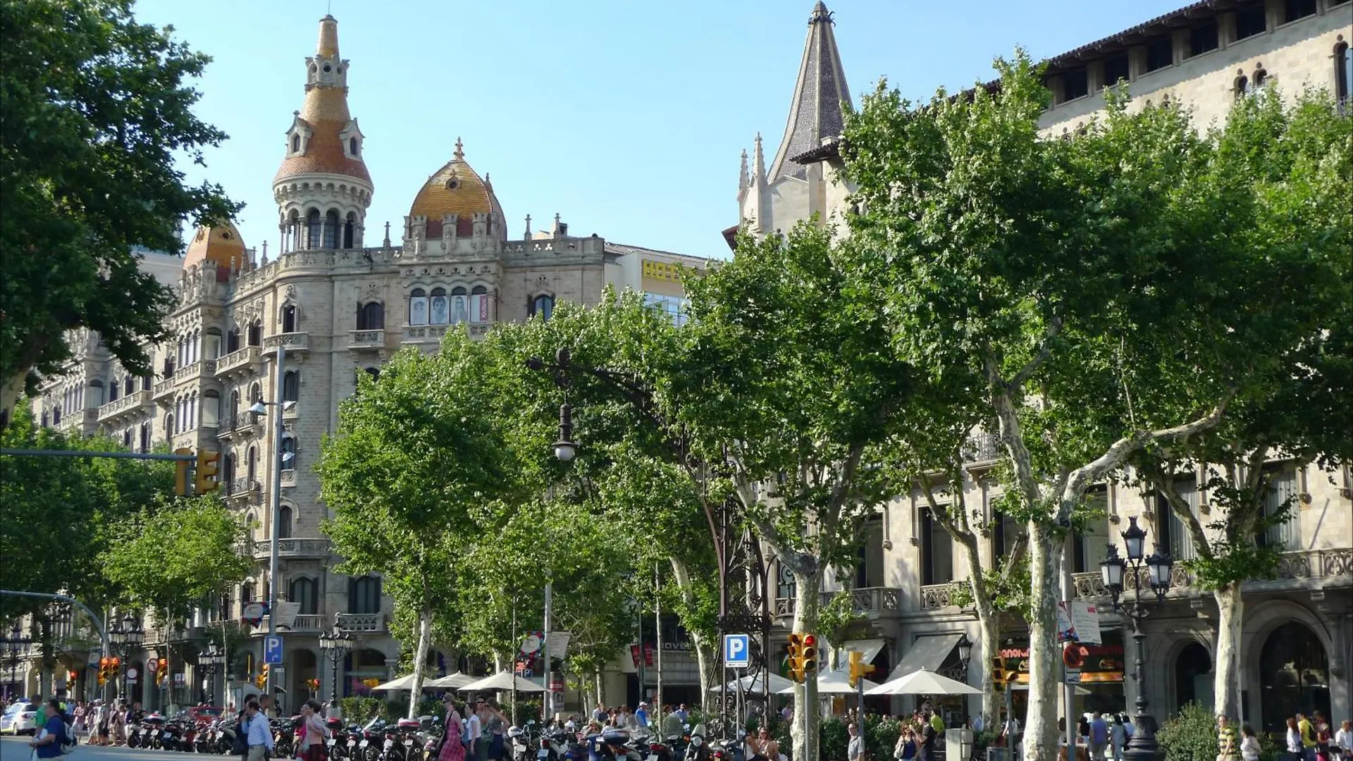 New Flat In The Center-Eixample Passeig De Gracia Apartment Barcelona Spain