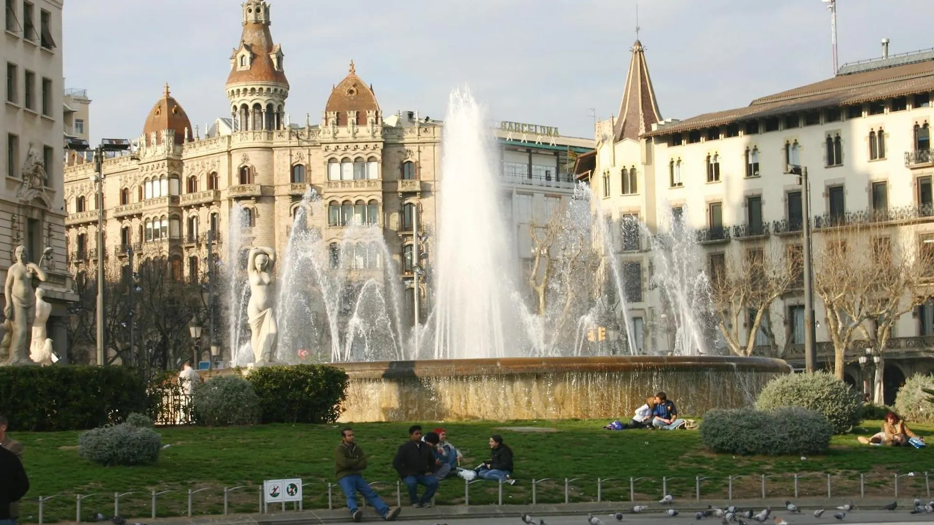 New Flat In The Center-Eixample Passeig De Gracia Apartment Barcelona