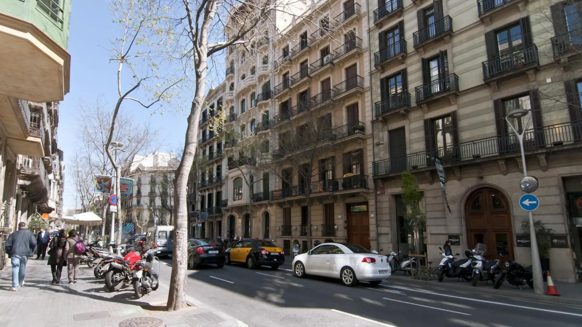 New Flat In The Center-Eixample Passeig De Gracia Lejlighed Barcelona 0*,  Spanien